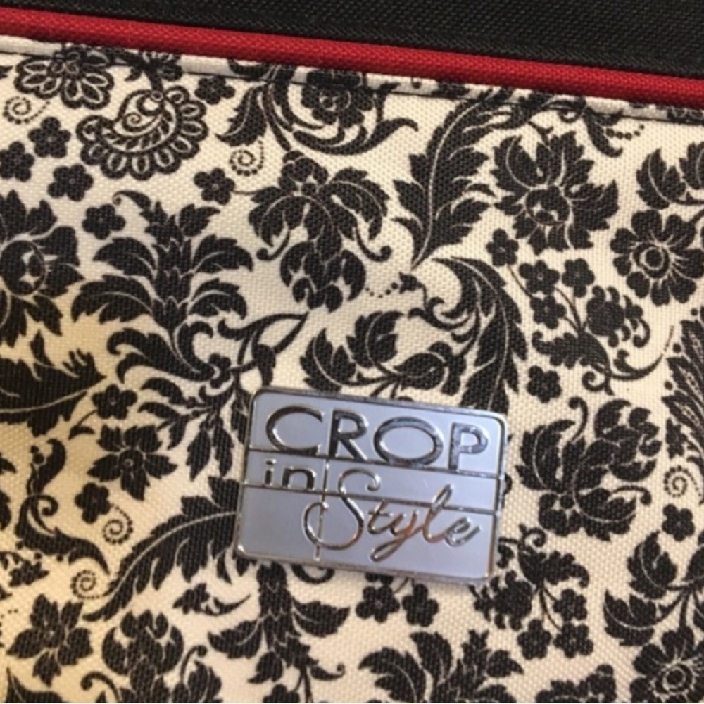 CROP IN STYLE *Huge* Scrapbooking Organizer Tote in Black/White — NWT - Picture 14 of 16